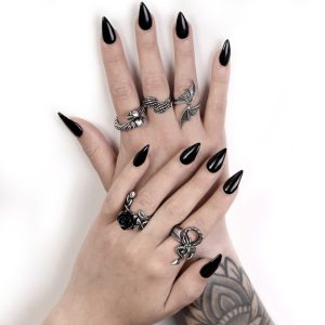 ALCHEMY GOTHIC Bague ‘Wild Black Rose’ Paris 13
