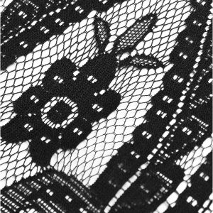 exclusivement disponibles PUNK RAVE Châle à Capuche Gothique ‘Amuria’ En Dentelle Noire 34