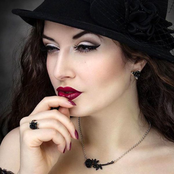 mode pas cher ALCHEMY GOTHIC Clous D’Oreilles ‘Ring O’Roses’ 5