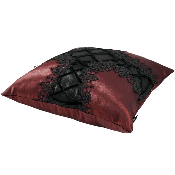 DEVIL FASHION Coussin Gothique ‘Cross-Shaped’ Bordeaux Et Noir magasins pour 5