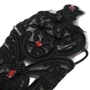 DEVIL FASHION Manchettes Gothiques ‘Flower Shaped’ Noires grande surprise 34